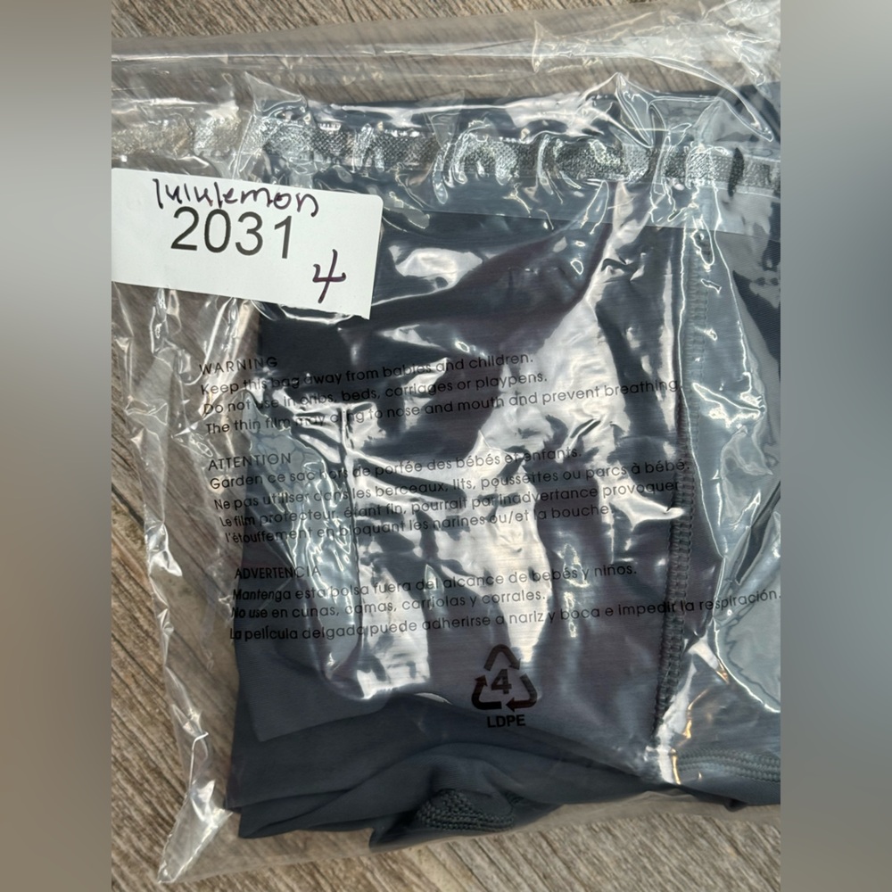 Lululemon Wunder Under Crop (High-Rise) *Full-On Luxtreme 21" Melanite Size 4‎ - Picture 15 of 15